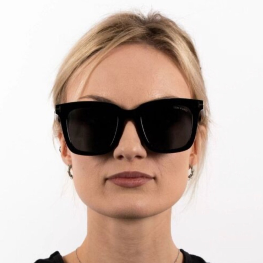 NIB TOM FORD TF970-K 01A SUNGLASSES BLACK UNISEX EYEWEAR POLARIZED - Picture 3 of 8